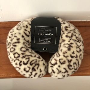 Cheetah print neck pillow